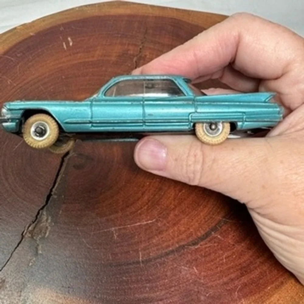 Vintage 1950s Dinky Toys 147 G Diecast 1/43 Scale Cadillac 147g Made in England
